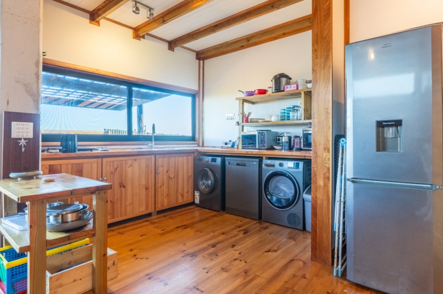 4 Bedroom Property for Sale in Kleinkrantz Western Cape